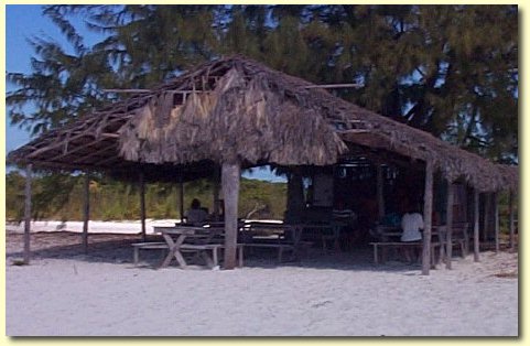 Snack bar at Playa Paraiso