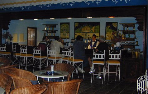 Bar-ElManglar-2.jpg 39.06 K