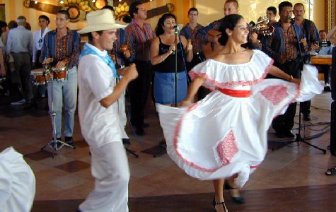 welcome-party-1.jpg 40.94 K